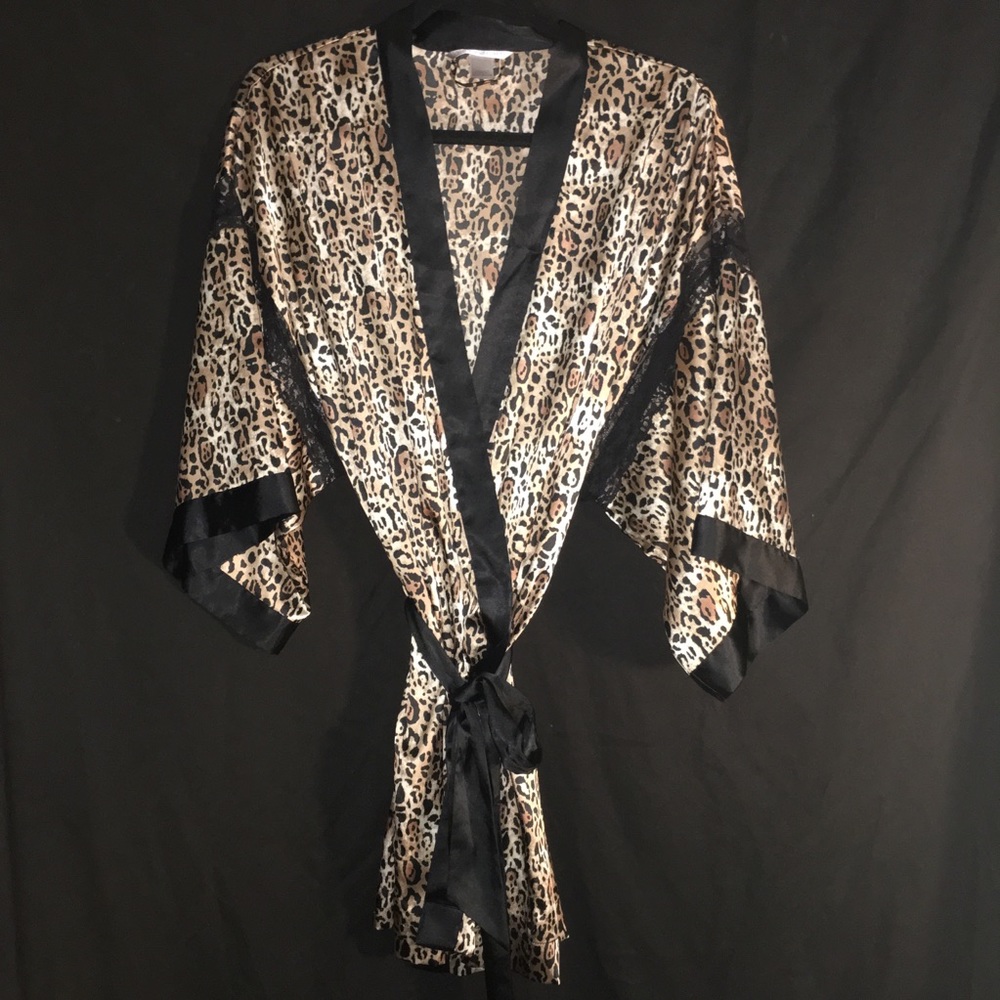 Victoria’s Secret Kimono Robe